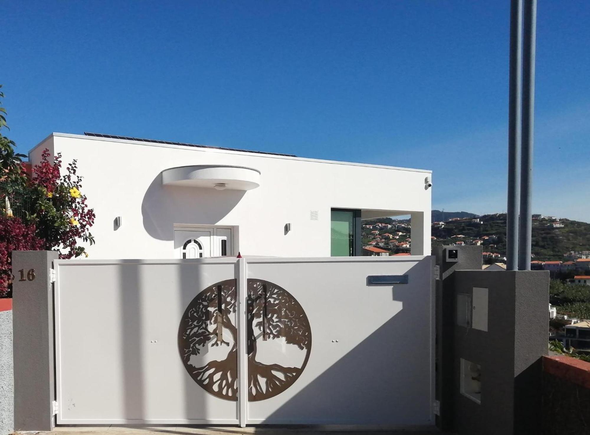 The Tree Of Life House Hotel Ponta do Sol  Bagian luar foto